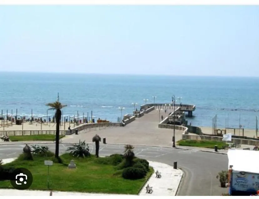 Hastoci House Apartment Lido di Ostia 0*,
